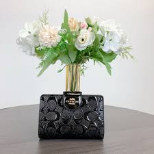 コーチ(COACH) 最新作 サットン レザー ジッピー ウォレット 長財布