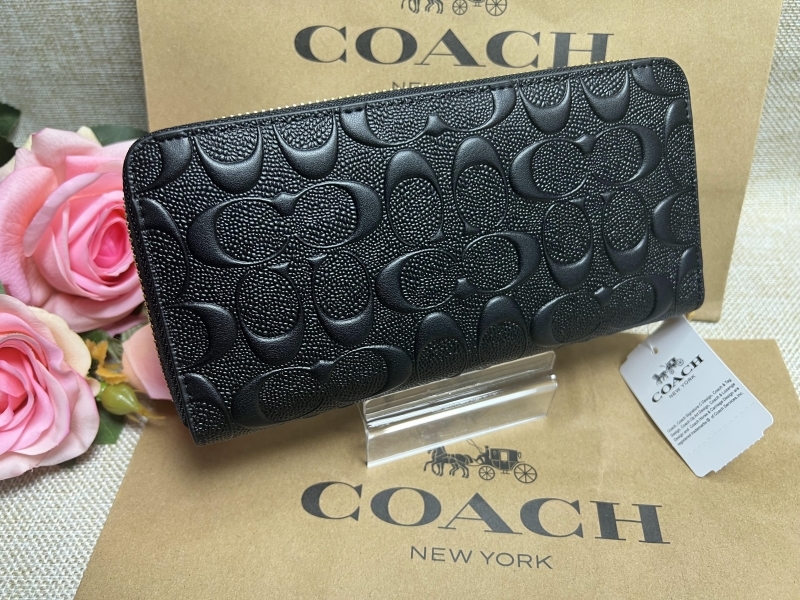 コーチ(COACH) 最新作 メンズ シグネチャー エンボスド トラベル 長財布